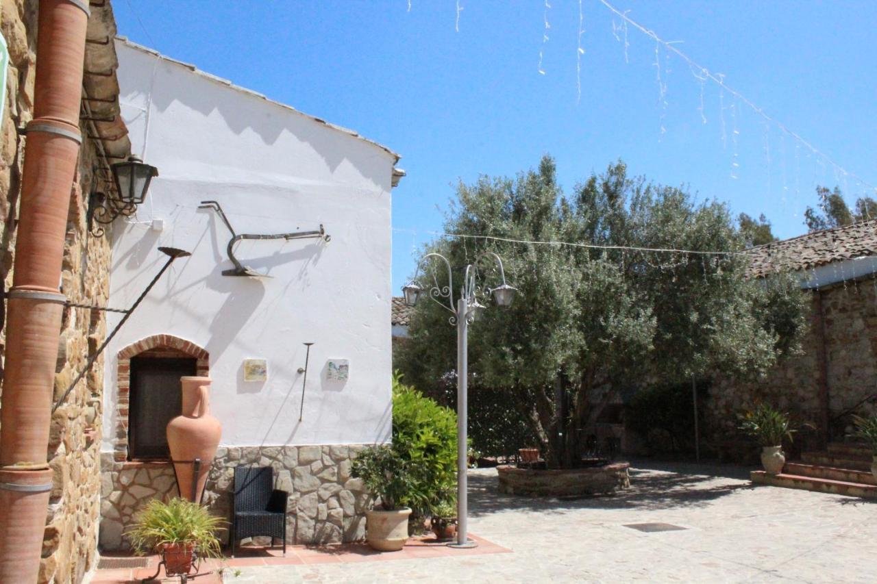 Ponte Calatrasi Agriturismo Roccamena Eksteriør bilde