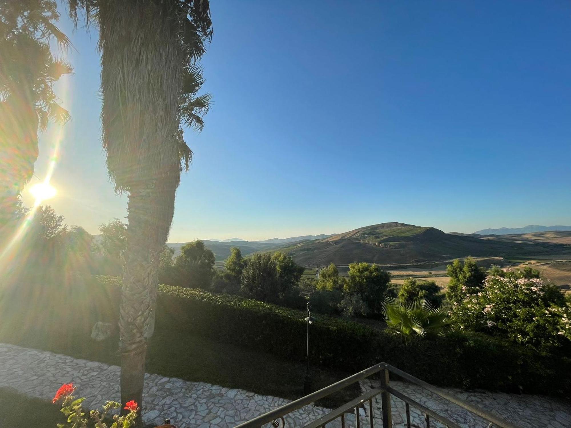Ponte Calatrasi Agriturismo Roccamena Eksteriør bilde