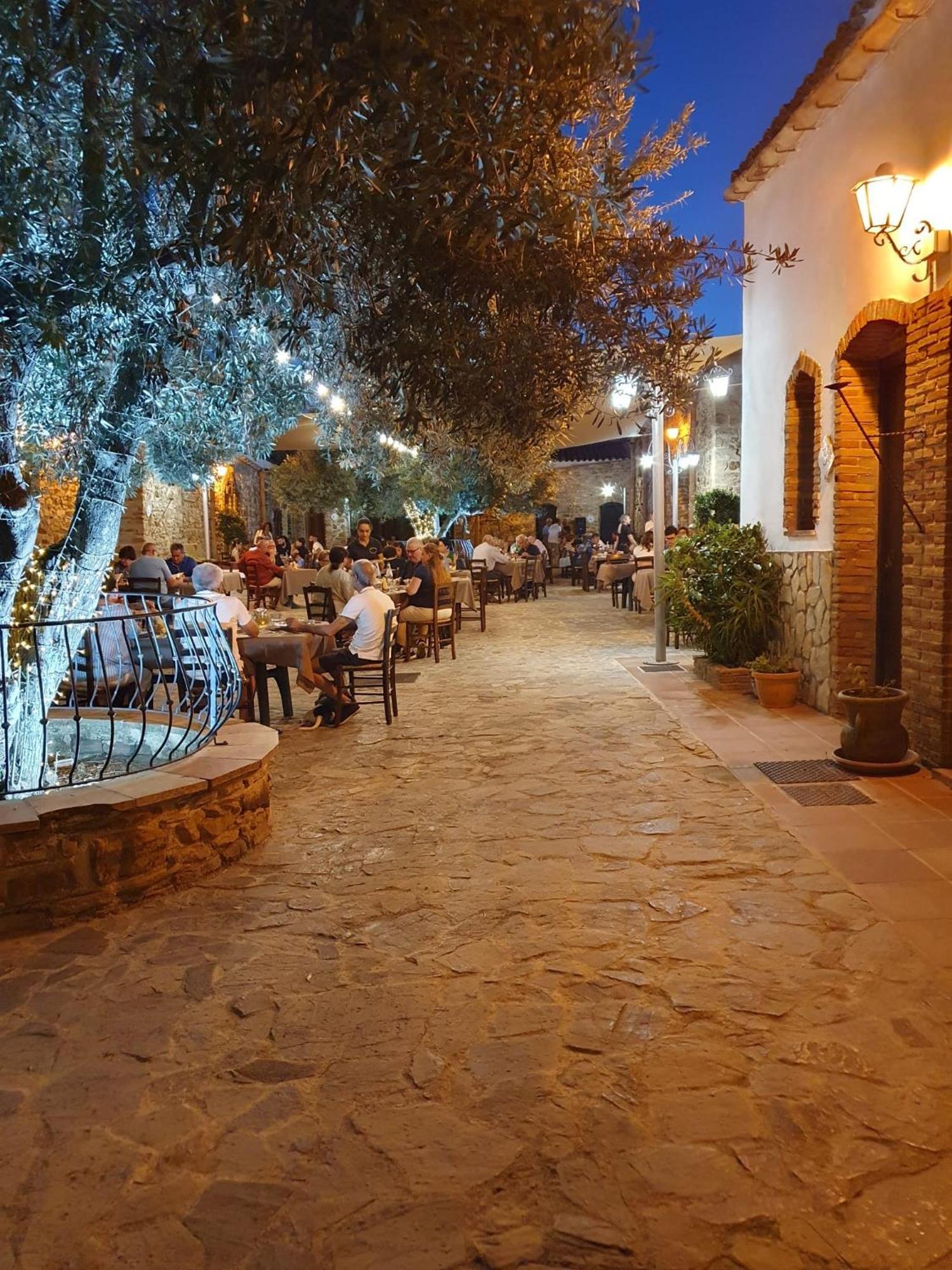 Ponte Calatrasi Agriturismo Roccamena Eksteriør bilde